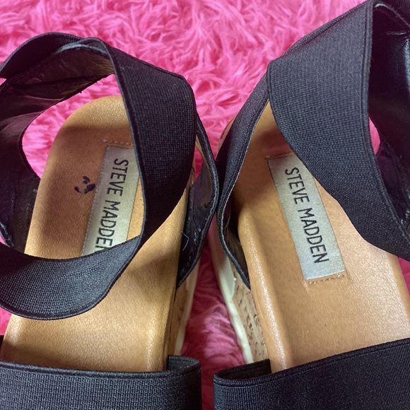 Steve Madden Black Belladonna Ankle Strap Wedge Sandal Sz 8.5 - Picture 6 of 7
